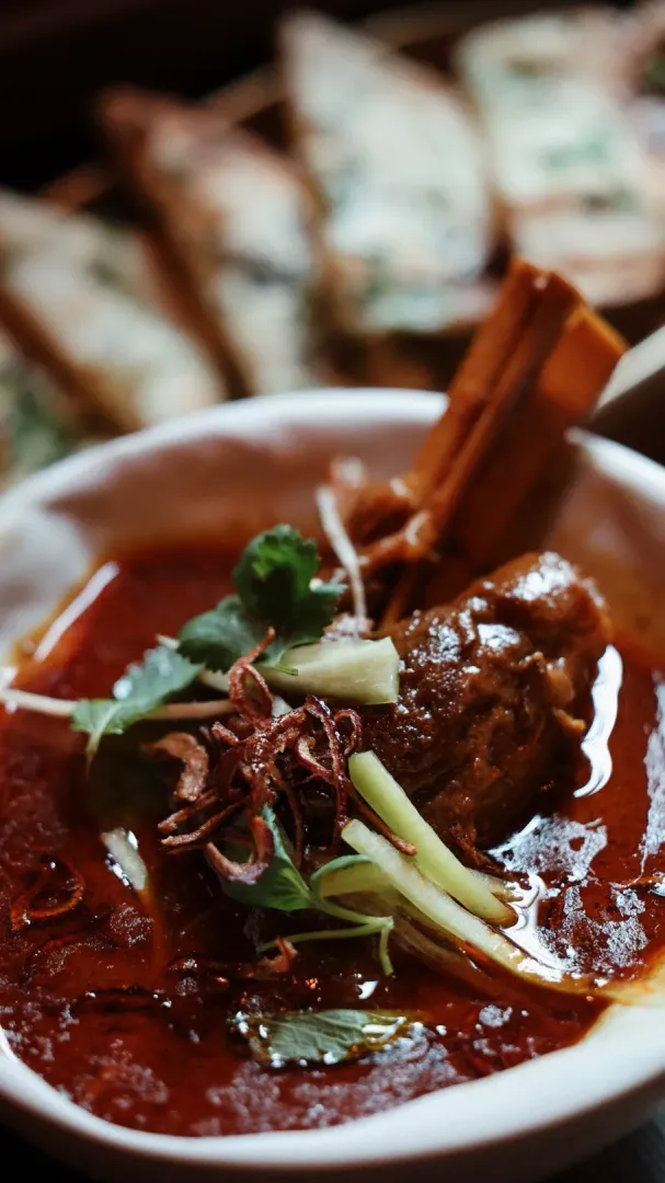 MoRa Indian Kitchen & Cocktails, Moderne indische Küche in Degerloch, Stuttgart